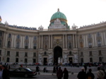 Vienne. Devant le palais de la Hofburg